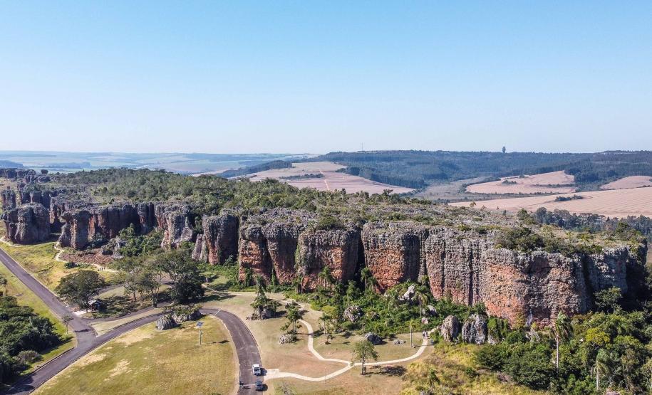 Os famosos arenitos são o cartão-postal de Vila Velha