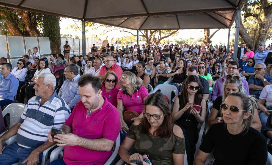 Loanda, 21 de junho de 2024 - O governador Carlos Massa Ratinho Junior assinou, em Loanda, a Ordem de Serviço para o início da obra de controle e recuperação da erosão no Emissário Água da Mina.