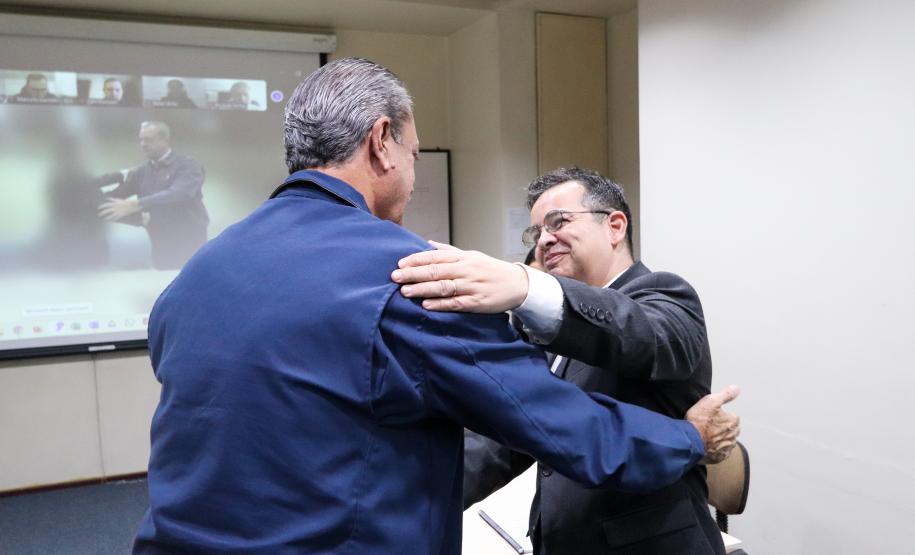 Everton Souza, secretário do Desenvolvimento Sustentável, e Paulo de Tarso: diretor-presidente do Simepar: trabalho em conjunto pelo meio ambiente do Paraná