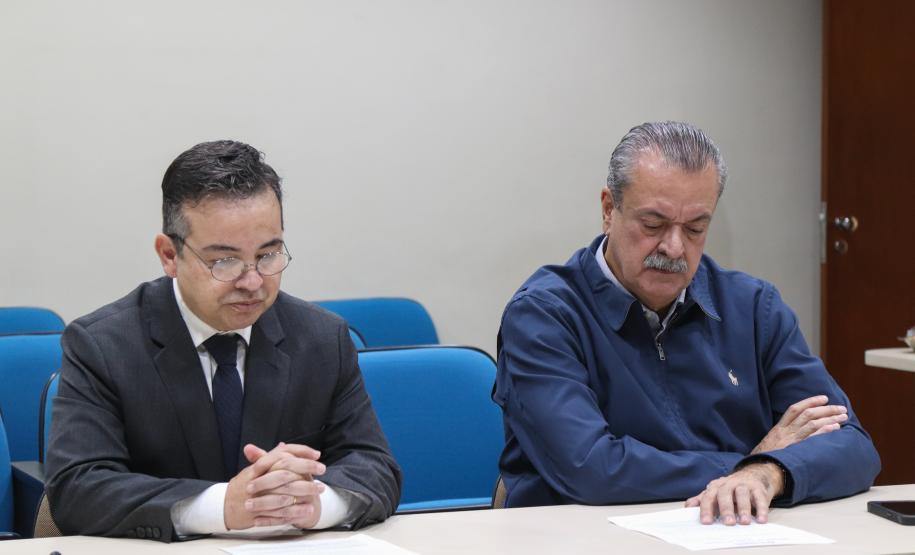 Everton Souza, secretário do Desenvolvimento Sustentável, e Paulo de Tarso: diretor-presidente do Simepar: trabalho em conjunto pelo meio ambiente do Paraná