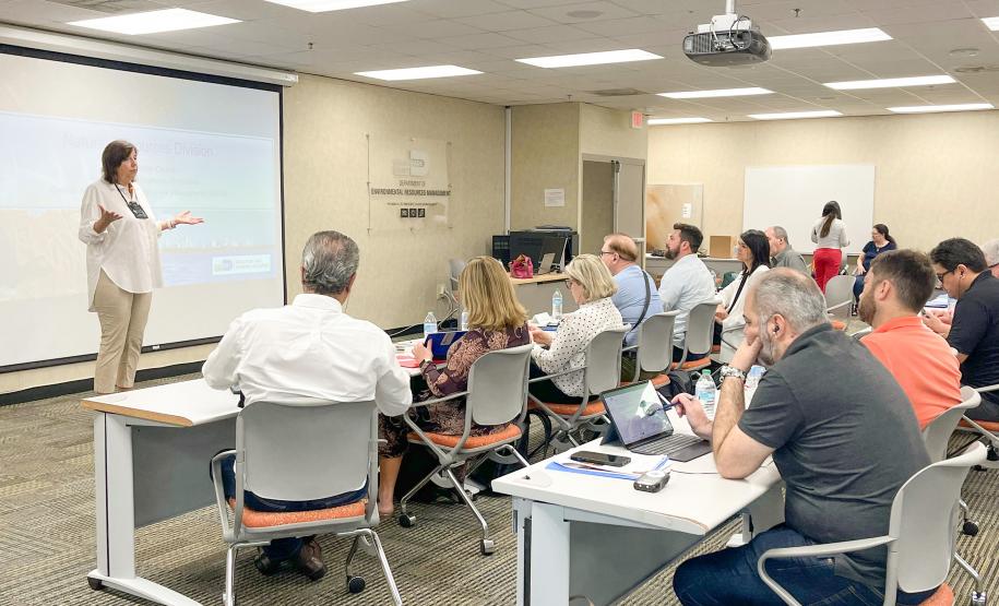 Na Flórida, missão do Paraná conhece boas práticas de licenciamento ambiental náutico