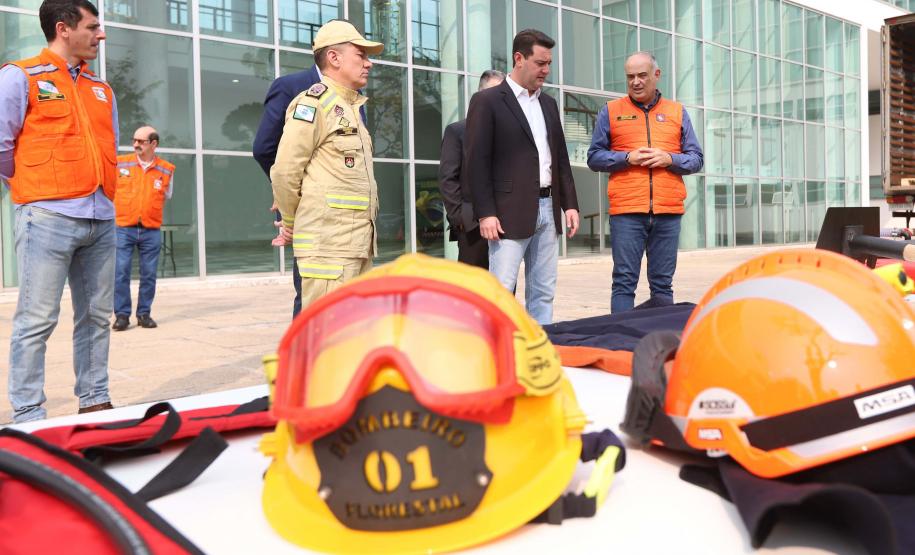 O governador Carlos Massa Ratinho Junior anunciou nesta terça-feira (10) investimento de R$ 21 milhões para ações de combate a incêndios florestais no Paraná.