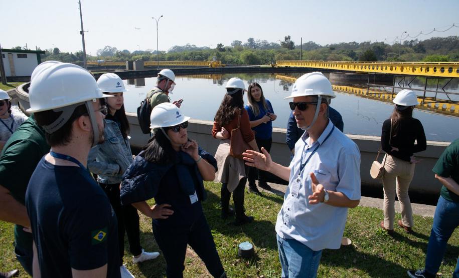Visitas técnicas às Estações de Esgoto da Sanepar: encerramento do workshop sobre serviços de esgotamento