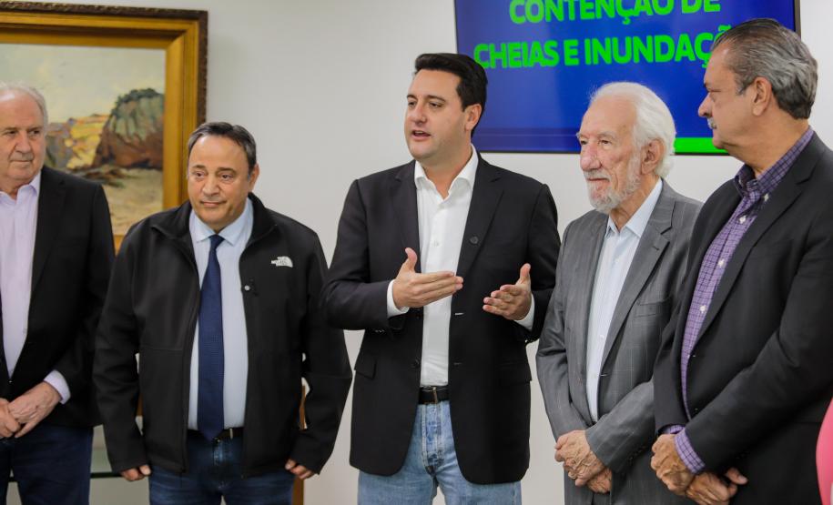 Curitiba, 02-09-24 - Governador Carlos Massa Ratinho Junior assina a contratação de estudos para a contenção de cheias e inundações para a região de União da Vitória.