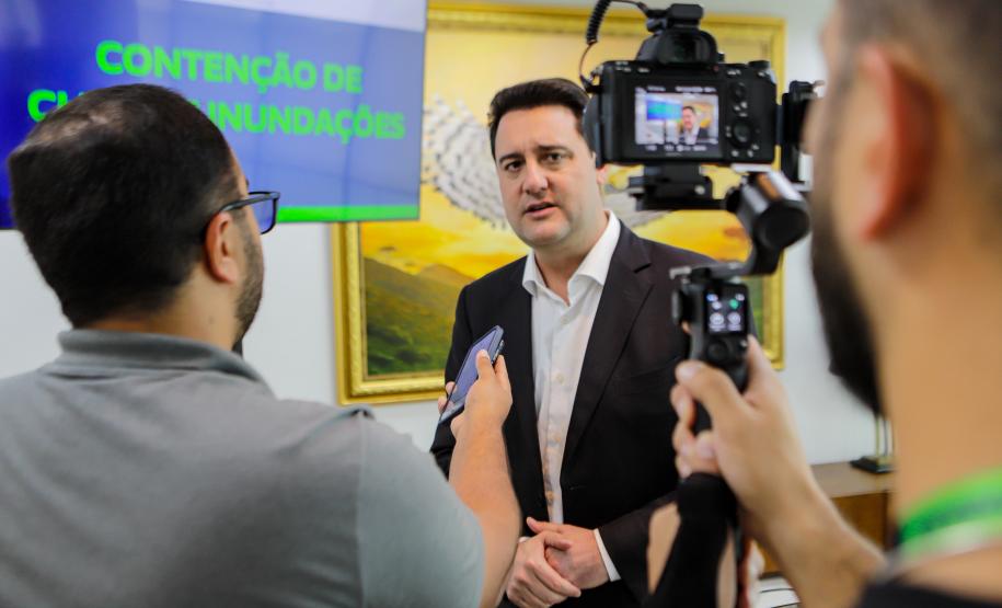 Curitiba, 02-09-24 - Governador Carlos Massa Ratinho Junior assina a contratação de estudos para a contenção de cheias e inundações para a região de União da Vitória.