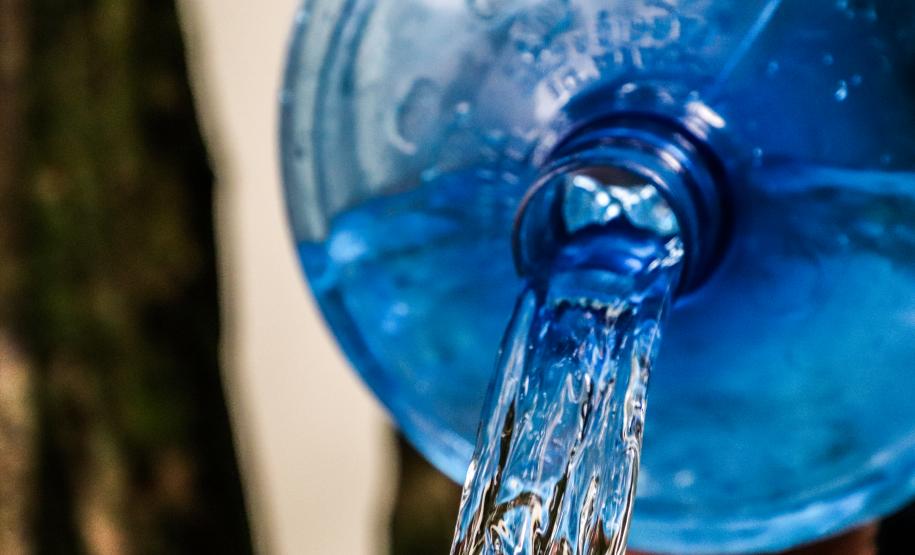 Com alta de 21,3%, indústria da água mineral movimentou R$ 242 milhões no Paraná