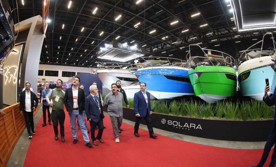 Governador mostra projeto do Canal do Varadouro no maior evento náutico da América Latina