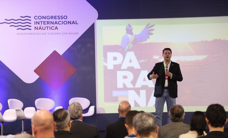 Governador mostra projeto do Canal do Varadouro no maior evento náutico da América Latina
