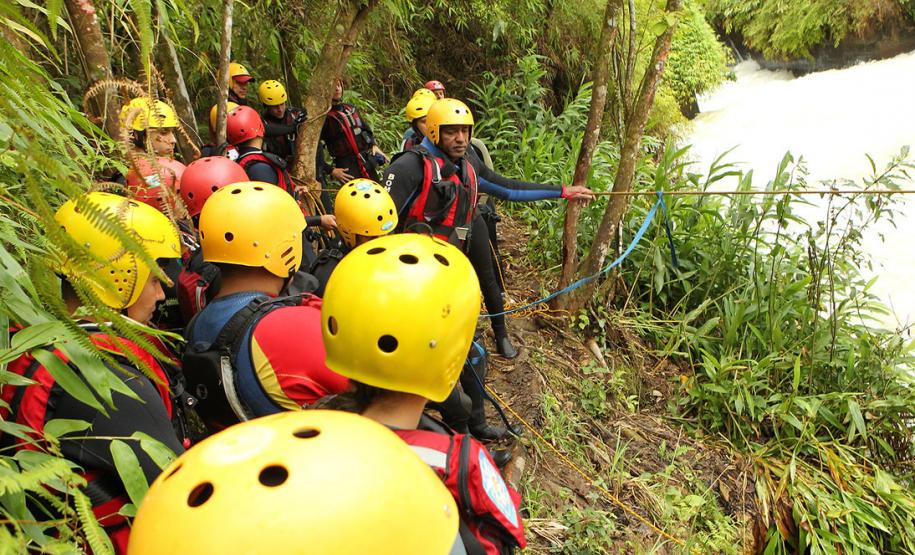 Bombeiros dão dicas para curtir as trilhas em segurança