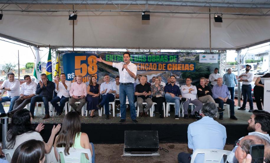 Francisco Beltrão, 13 de dezembro de 2024 - O governador Carlos Massa Ratinho Jr., inaugura obra de condenção de cheias e anuncia melhorias.