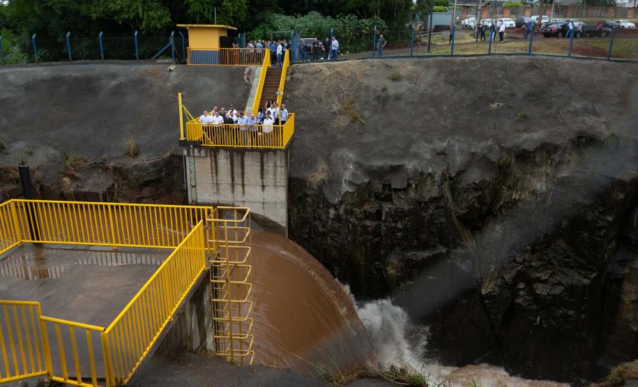 Francisco Beltrão, 13 de dezembro de 2024 - O governador Carlos Massa Ratinho Jr., inaugura obra de condenção de cheias e anuncia melhorias.