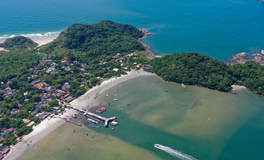 O IAT emitiu licença para o começo da implementação do sistema de coleta e tratamento de esgoto nas comunidades de Encantadas e Nova Brasília, na Ilha do Mel, em Paranaguá