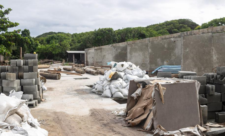 Parananguá, 29 de janeiro de 2025 - O Governo do Paraná realiza uma série de melhorias na Ilha do Mel.