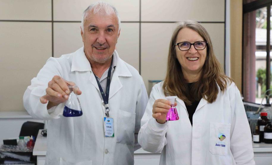 Composto por três laboratórios, a estrutura do IAT faz análises regulares de amostras de água, solo, sedimentos e peixes para a identificação de contaminantes e poluentes