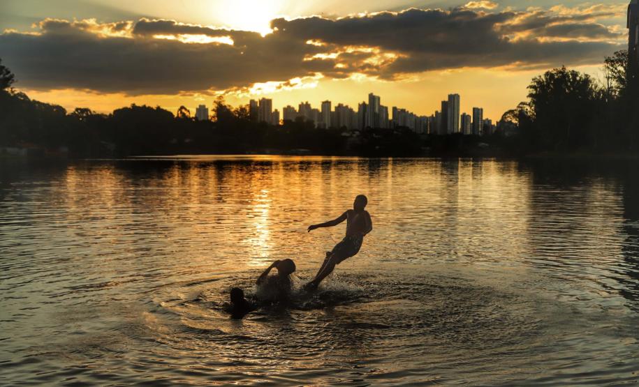 Chuvas perdem força e temperaturas seguem altas em março no Paraná, prevê Simepar