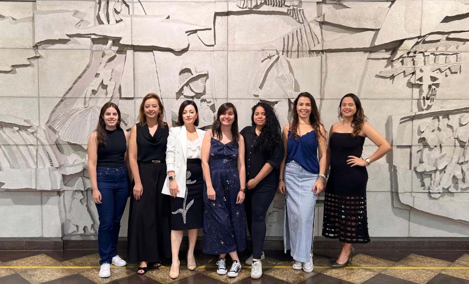 Mulheres na Ciência: 37 pesquisadoras e 26 bolsistas atuam no Simepar - Na foto, Danieli Ferreira, Luciane Pinheiro, Vanessa DÁvila, Ana Paula Rocha, Fernanda Verdelho, Sheila Paz e Júlia Munhoz.