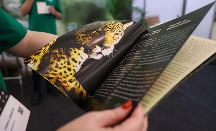 Estado distribui no Paraná Mais Cidades cartilhas de como tonar um município sustentável