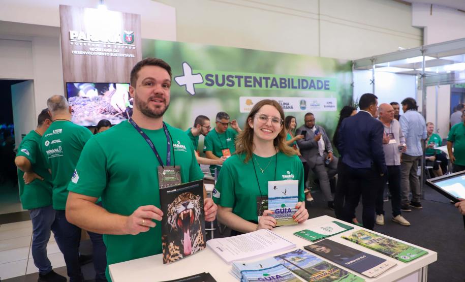 Estado distribui no Paraná Mais Cidades cartilhas de como tonar um município sustentável