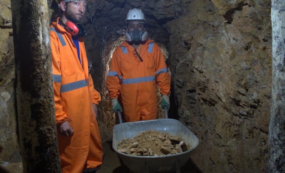 exploração minerios