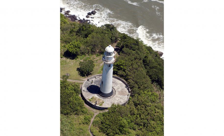 honey island and the monk