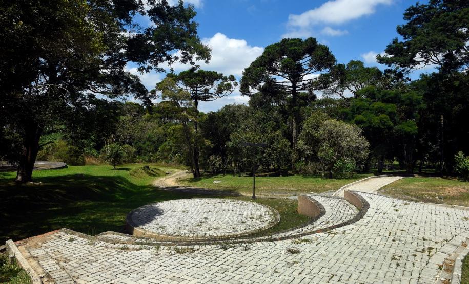 honey island and the monk