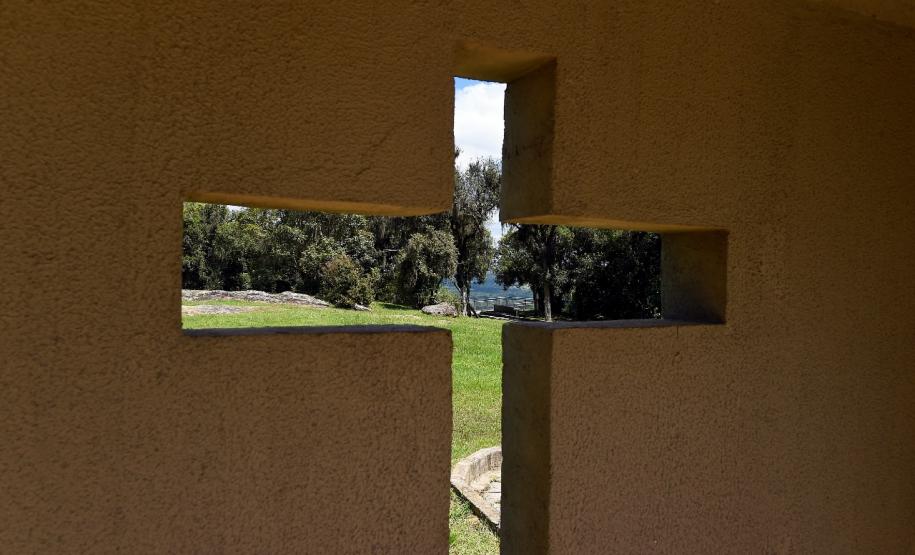 honey island and the monk