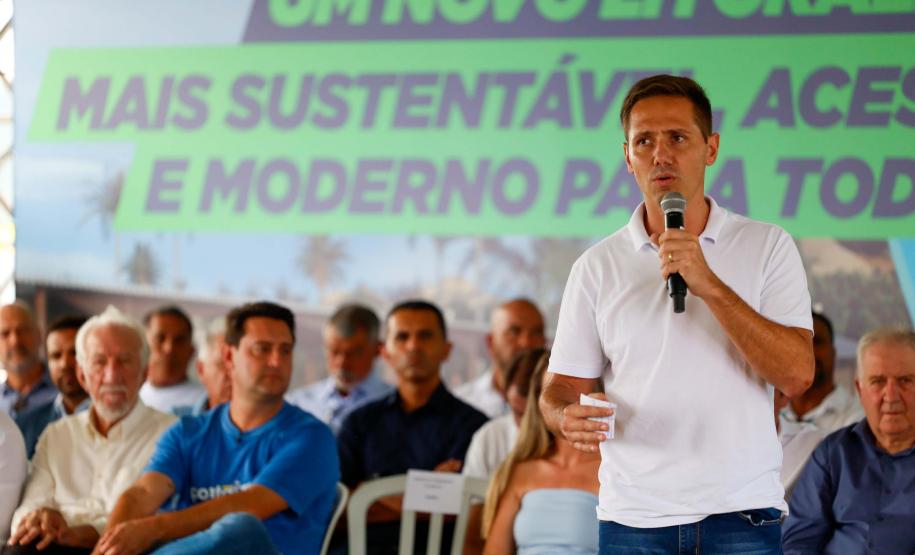 Ratinho Junior libera obras da 1ª fase de requalificação da orla de Pontal do Paraná