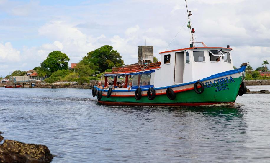 O governador Carlos Massa Ratinho Junior sancionou a lei que estabelece o novo marco regulatório da Ilha do Mel, um dos principais destinos turísticos do Paraná.