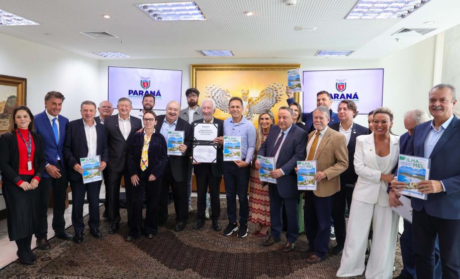 Novo marco regulatório da Ilha do Mel avança com instituição de comitê gestor