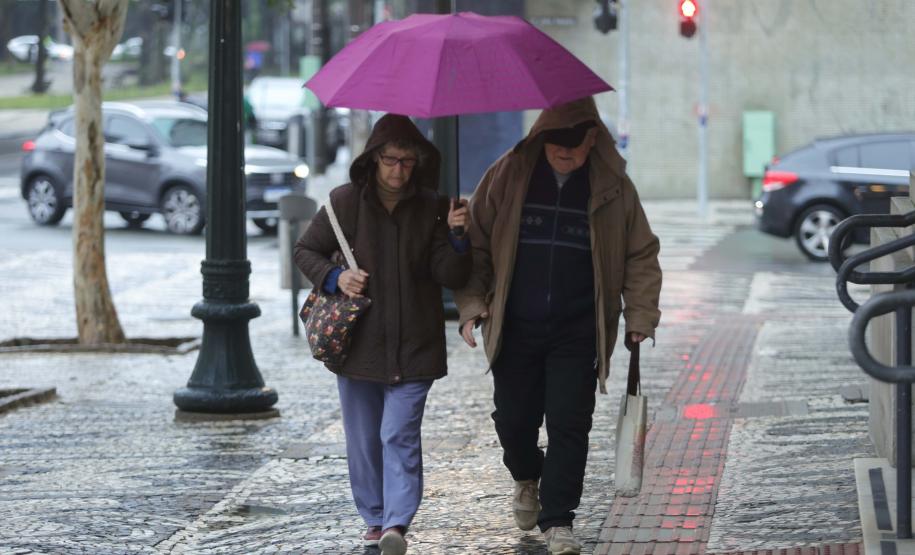 Primeira onda de frio intenso terá temperaturas na faixa de 0°C no Paraná