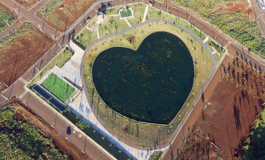 Em quase seis anos, o Paraná ganhou 42 parques urbanos e mais de 1,4 milhão de metros quadrados de área regenerada