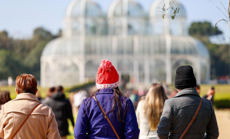 Com previsão de geada, temperaturas começam a cair nesta segunda-feira no Paraná