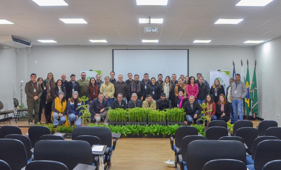 IAT anuncia plano de modernização sustentável de viveiros e laboratórios de mudas