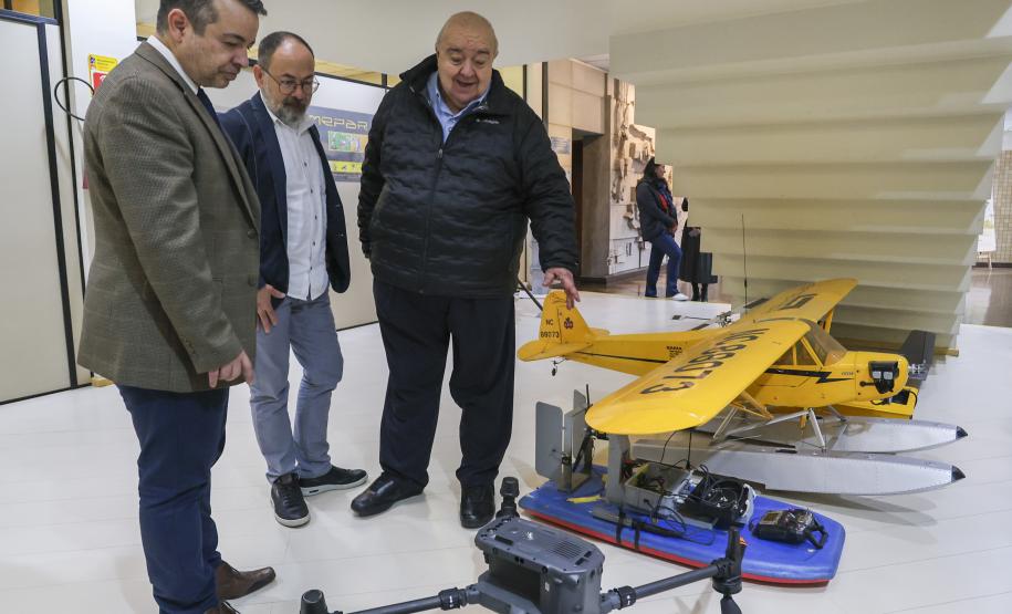 Greca participa de reunião do Conselho do Simepar e destaca excelência técnica do órgão