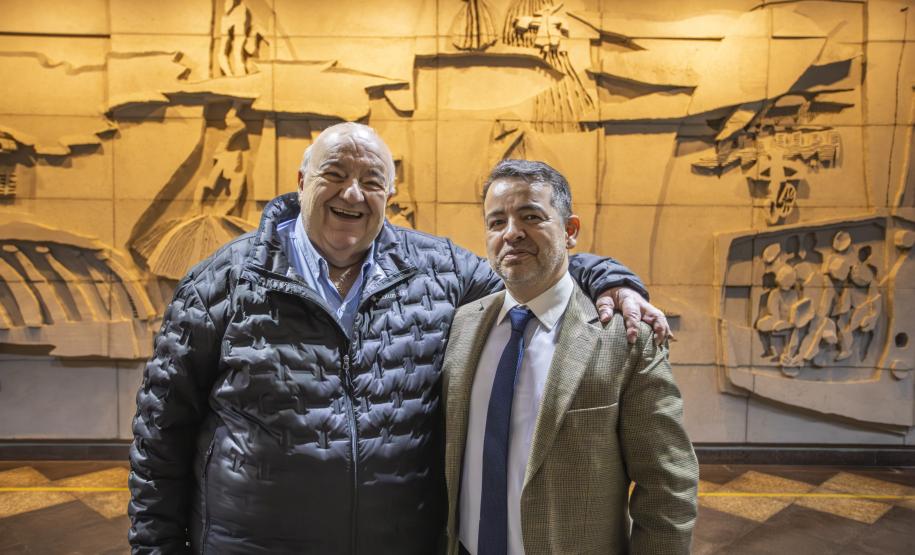 Greca participa de reunião do Conselho do Simepar e destaca excelência técnica do órgão