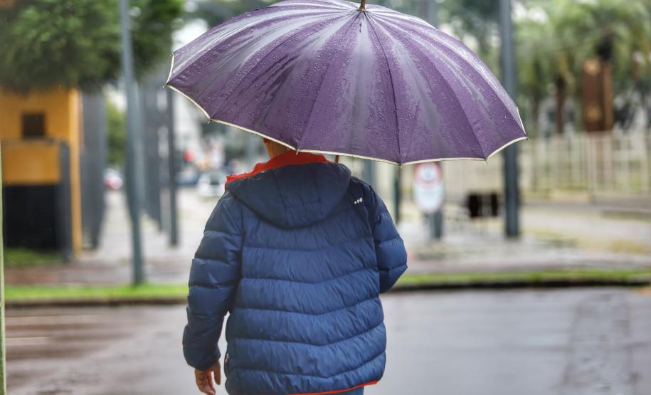 Primeira semana de junho tem chuva moderada em todo o Paraná