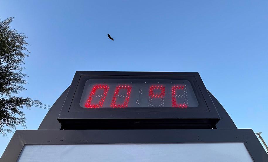 Menor temperatura do ano e 15 estações com números negativos: terça-feira tem recordes de frio