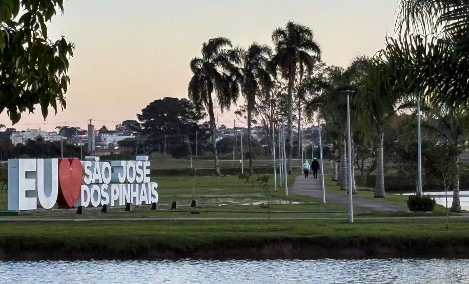 Menor temperatura do ano e 15 estações com números negativos: terça-feira tem recordes de frio