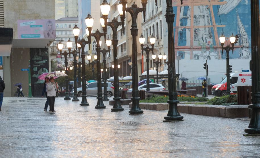Julho começa com temperaturas negativas no Paraná, registra o Simepar