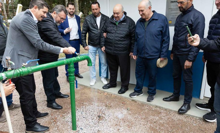 112 famílias rurais de Agudos do Sul ganham sistema de água tratada