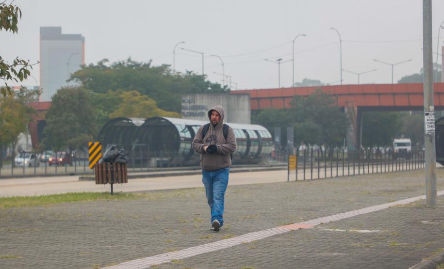 Junho terminou com temperaturas abaixo e chuvas acima da média no Paraná