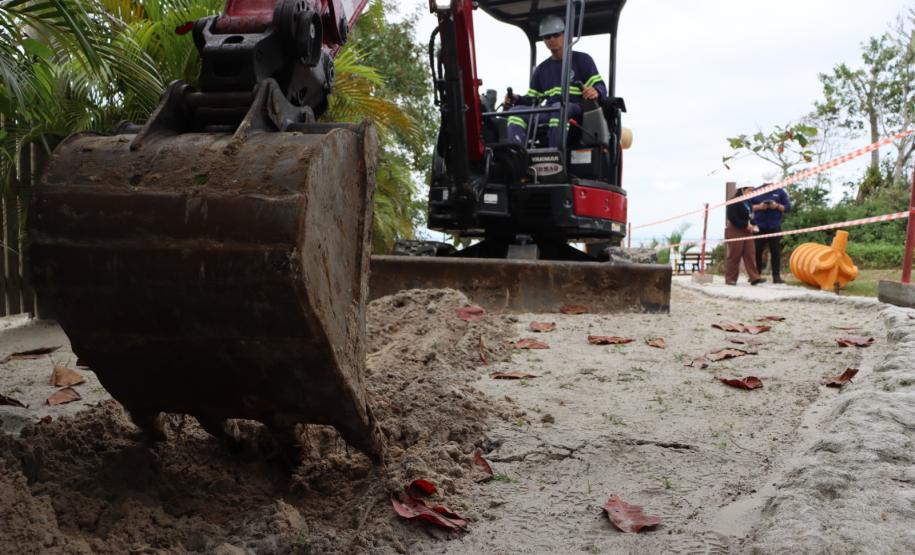 obras do sistema de coleta e tratamento de esgoto têm início na Ilha do Mel