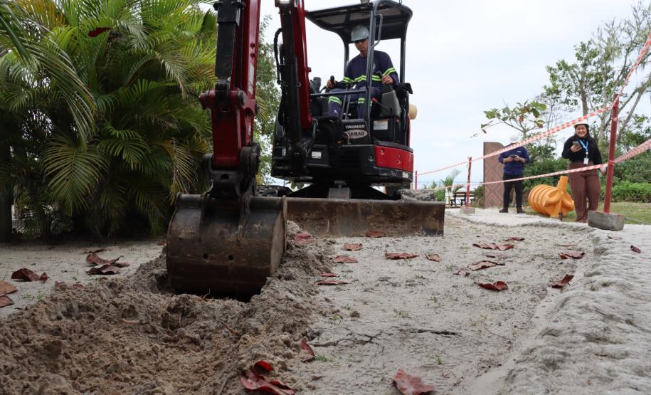 obras do sistema de coleta e tratamento de esgoto têm início na Ilha do Mel