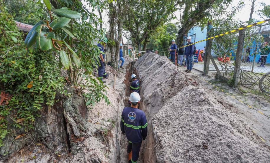 Saneamento, receptivo, praças e passarelas: obras na Ilha do Mel alcançam R$ 33,5 milhões