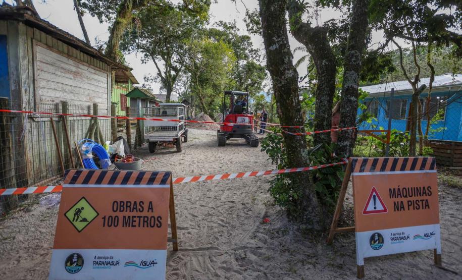 Saneamento, receptivo, praças e passarelas: obras na Ilha do Mel alcançam R$ 33,5 milhões