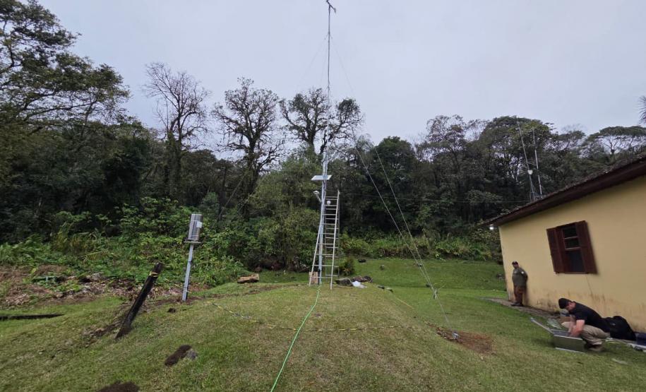 Simepar reforça monitoramento com estação no Pico Marumbi e pluviômetros na Graciosa