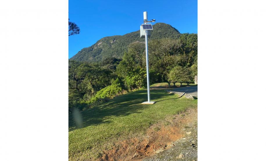 Simepar reforça monitoramento com estação no Pico Marumbi e pluviômetros na Graciosa
