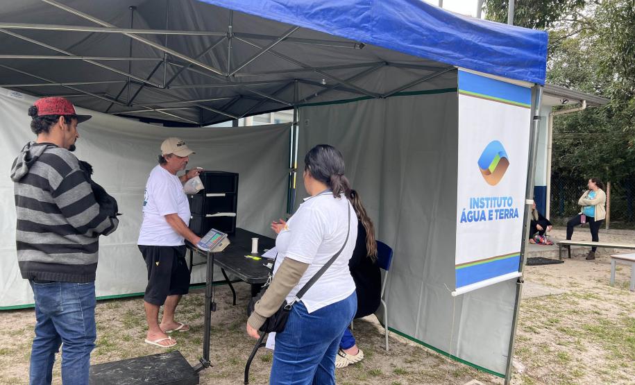 Passagem extra do CastraPet Paraná pela Ilha do Mel beneficia 102 animais