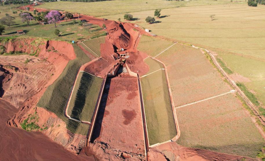 Obra de contenção da voçoroca de Loanda chega a 68% de execução