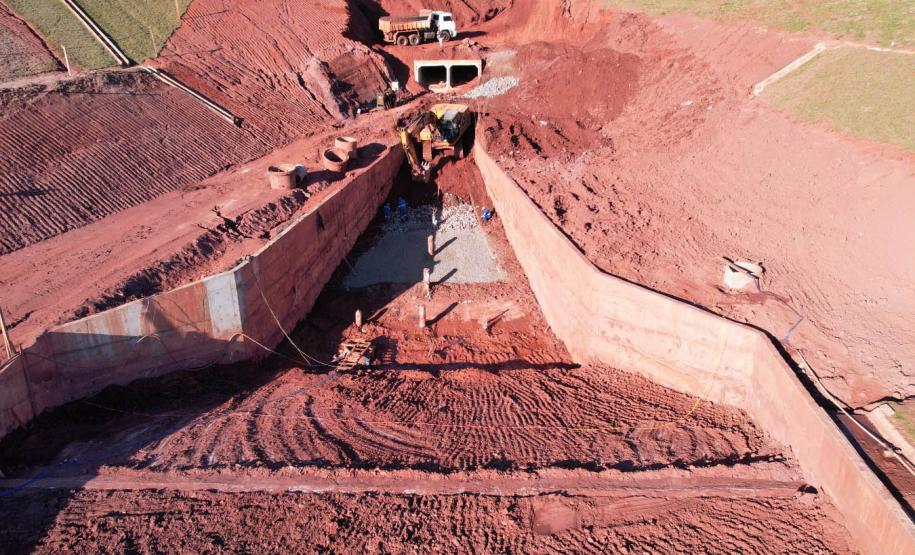 Obra de contenção da voçoroca de Loanda chega a 68% de execução